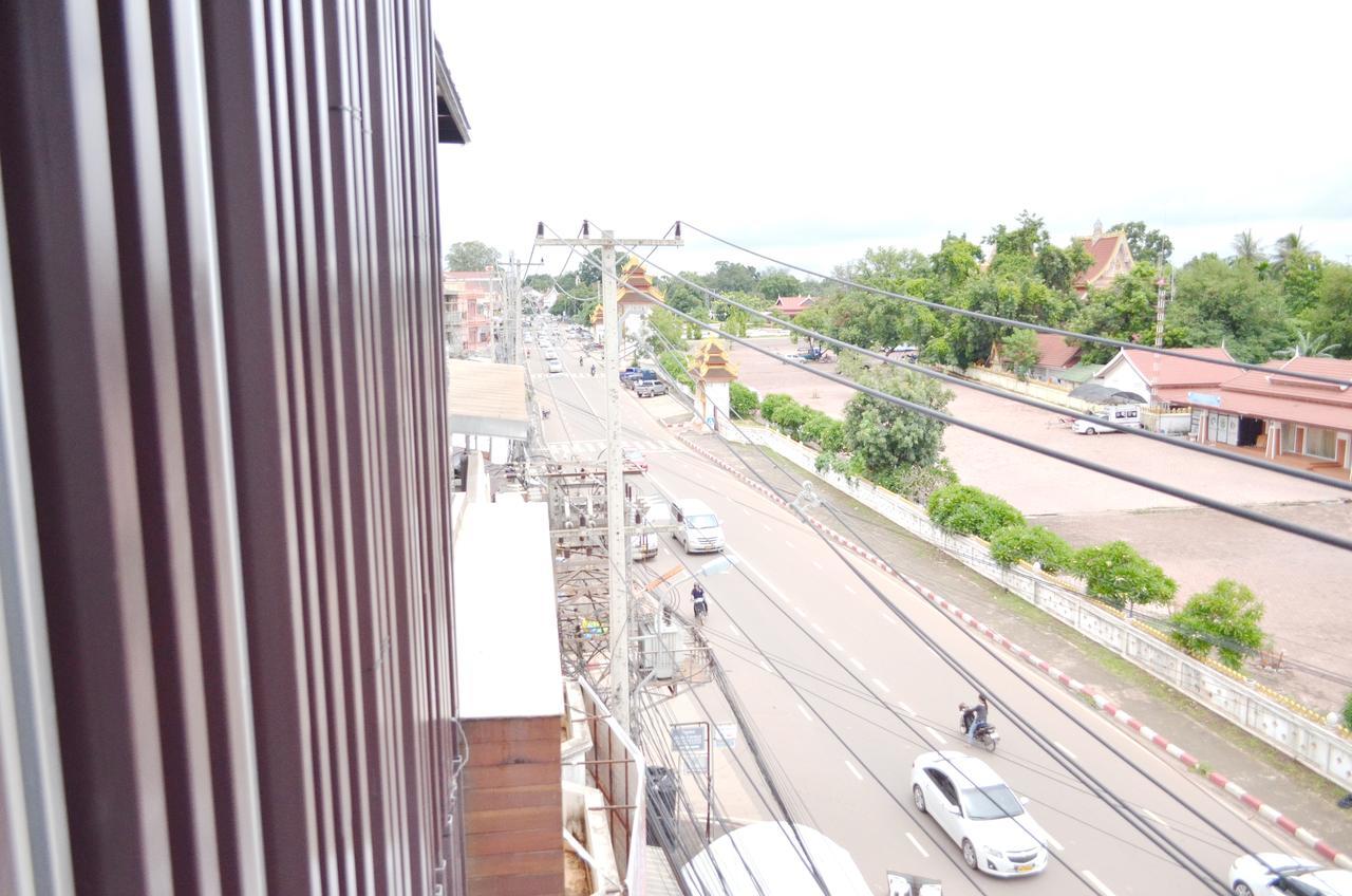 Thatluangview Hotel Viêng Chăn Ngoại thất bức ảnh