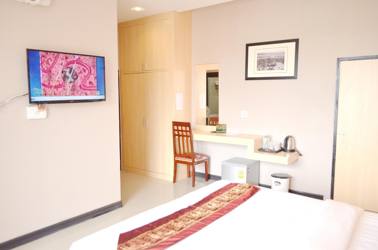 Thatluangview Hotel Viêng Chăn Ngoại thất bức ảnh