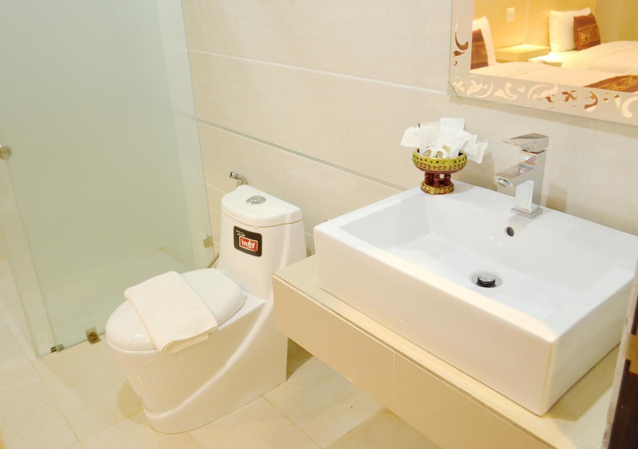 Thatluangview Hotel Viêng Chăn Ngoại thất bức ảnh