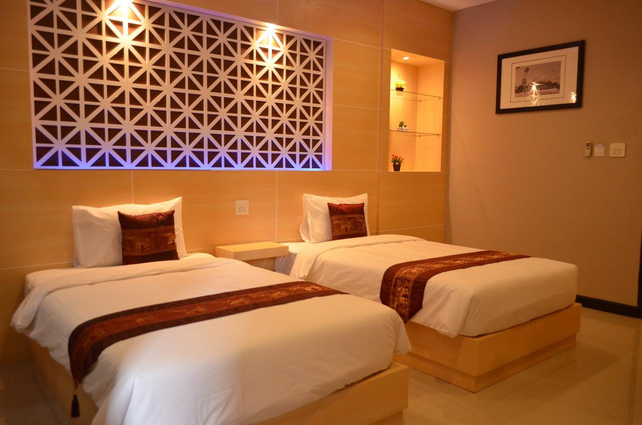 Thatluangview Hotel Viêng Chăn Ngoại thất bức ảnh