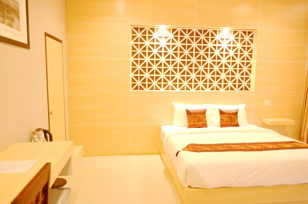 Thatluangview Hotel Viêng Chăn Ngoại thất bức ảnh