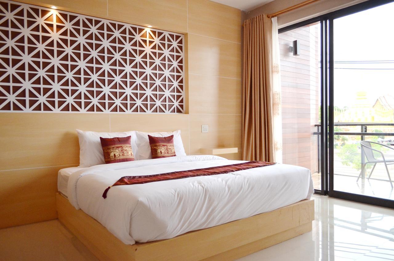 Thatluangview Hotel Viêng Chăn Ngoại thất bức ảnh